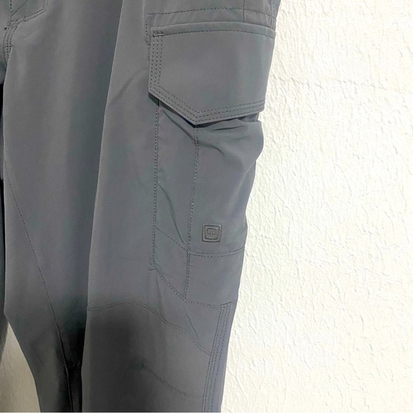 5.11 Tactical Series Men's Size 40 x 32 Outdoor Tactical Pants Gray Great Cond. - Picture 2 of 6